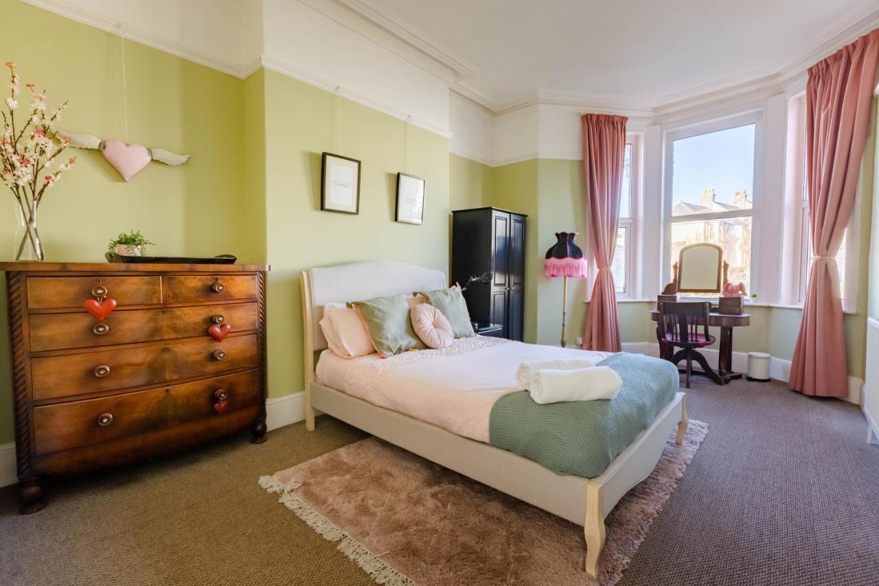 5-Bed House With Distant Sea Views In Plymouth Βίλα Εξωτερικό φωτογραφία